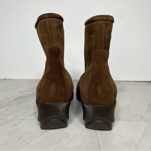 La Canadienne Shiane Brown Front Zip Bootie 8M - Picture 3 of 16